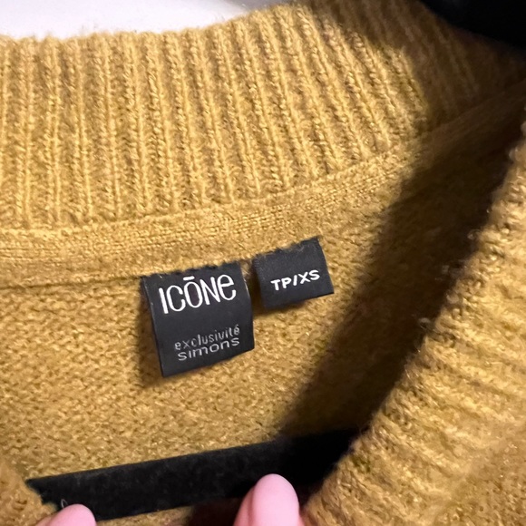 Incone sweater in chartreuse - Picture 3 of 4